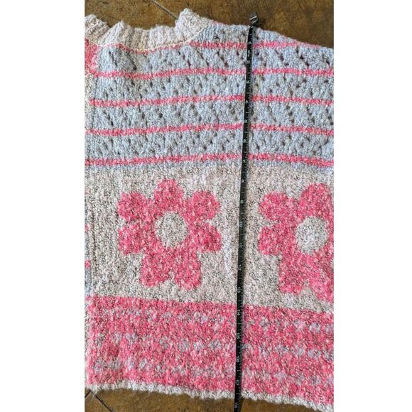 Boho Floral Knit Oversized Cropped Sweater Retro Pastels (Moon & Madison XS) - Picture 10 of 10